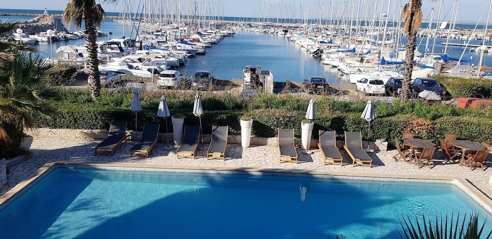 Hotel Azur Bord De Mer ラ・グランド・モット エクステリア 写真