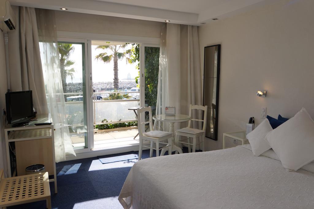 Hotel Azur Bord De Mer ラ・グランド・モット エクステリア 写真